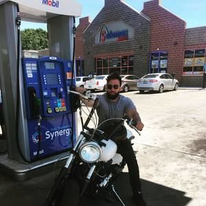 Meet your Posher, Omar